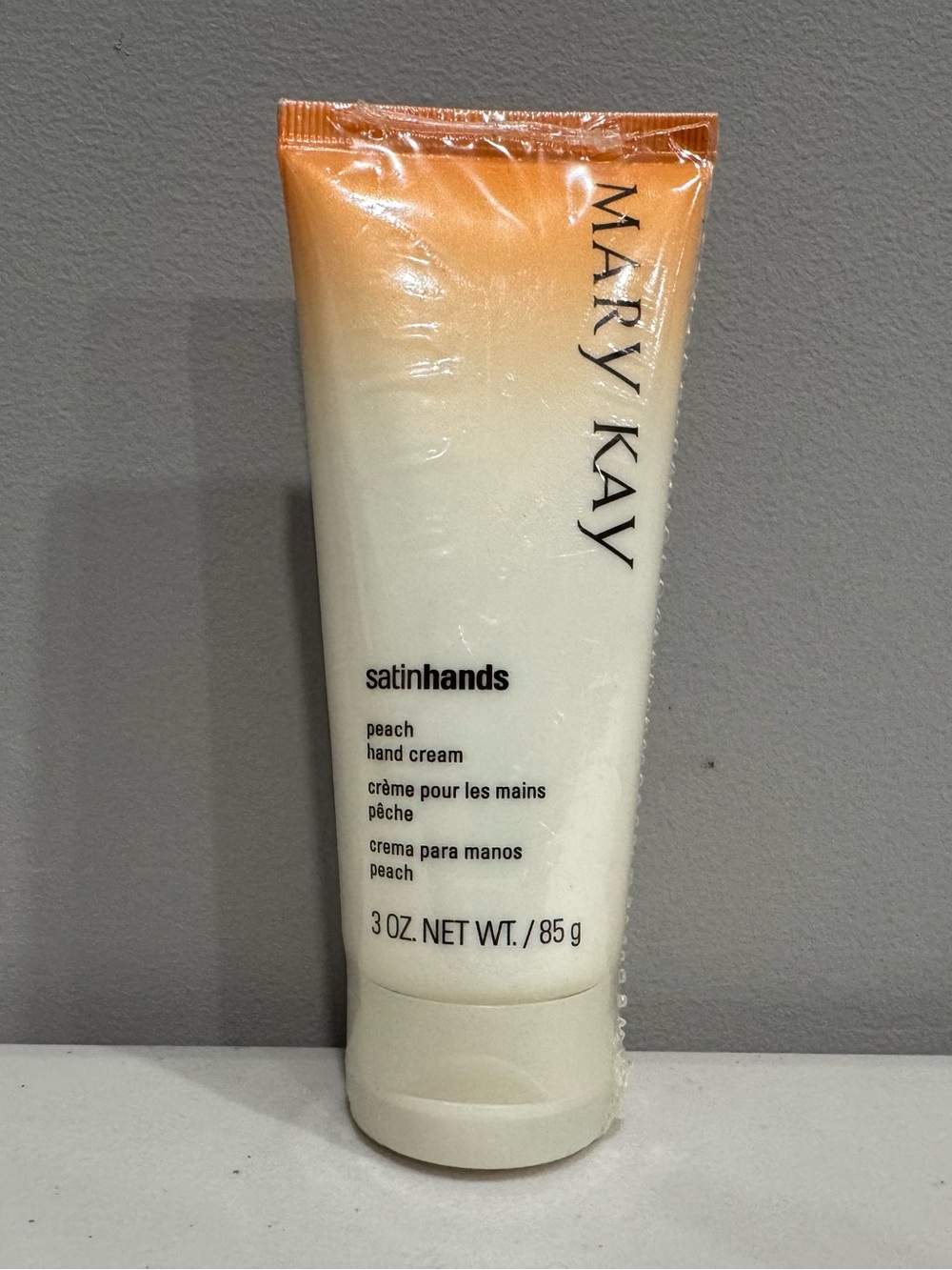 Mary Kay Peach Satin Hand Cream New 3 oz